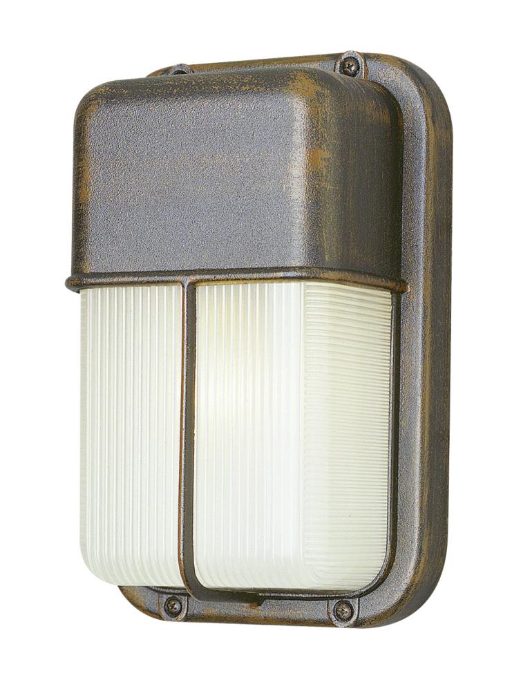 1 LIGHT OUTDOOR BULKHEAD